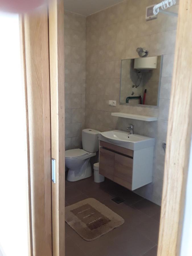 Zaton Apartmani M. Ilesh Bagian luar foto